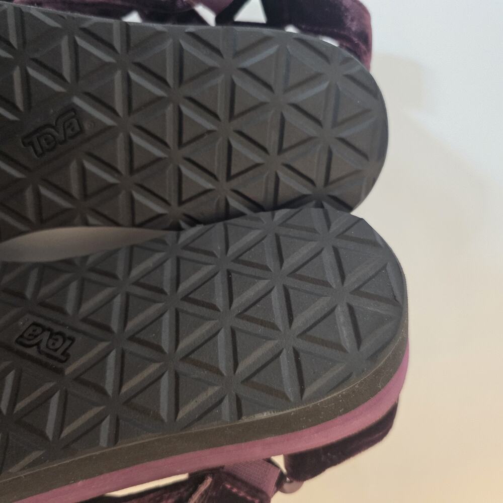 Teva Flatform Universal 1017443 Sandals Womens US 9 Fig Purple Velvet Platform - Picture 15 of 16